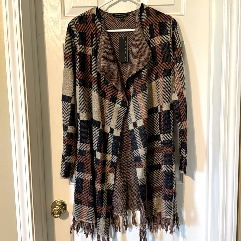 Signature studio fall cardigan Navy color combo